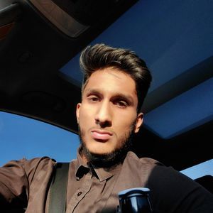 Meet your Posher, Hamza